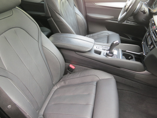 BMW X6 xDrive 30d-image-8