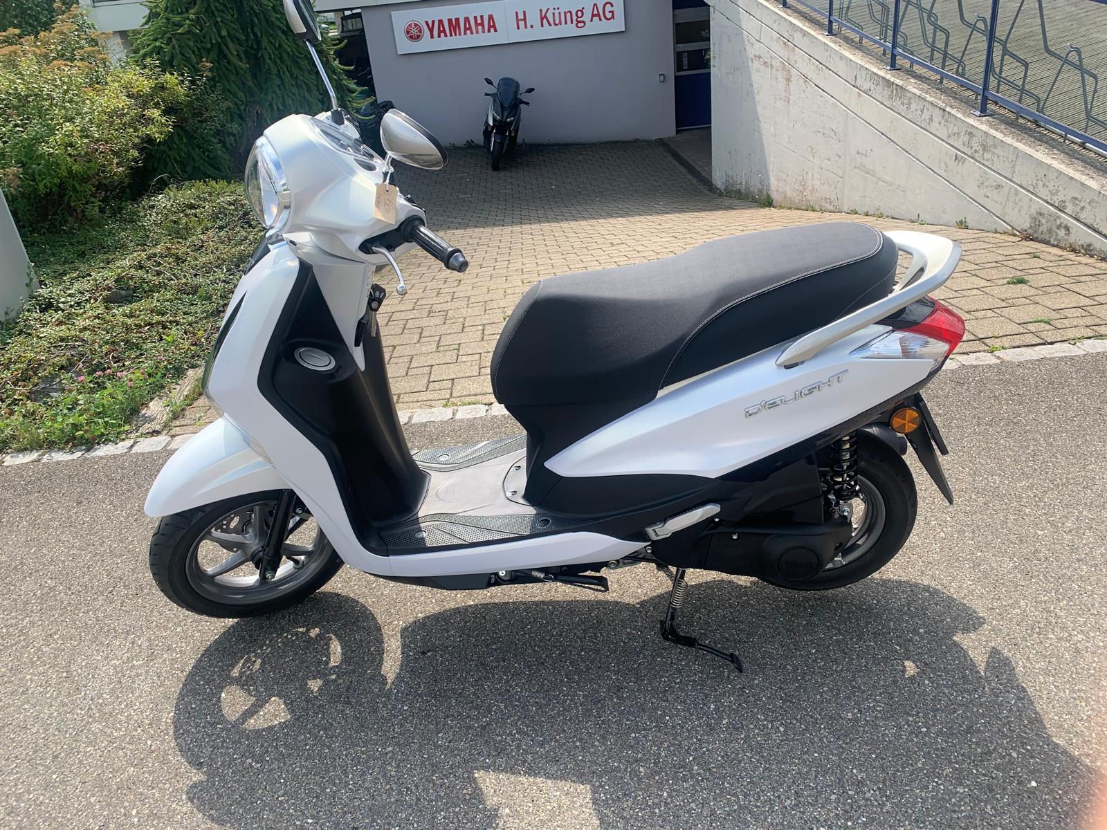 YAMAHA D'elight LTS 125-image-1