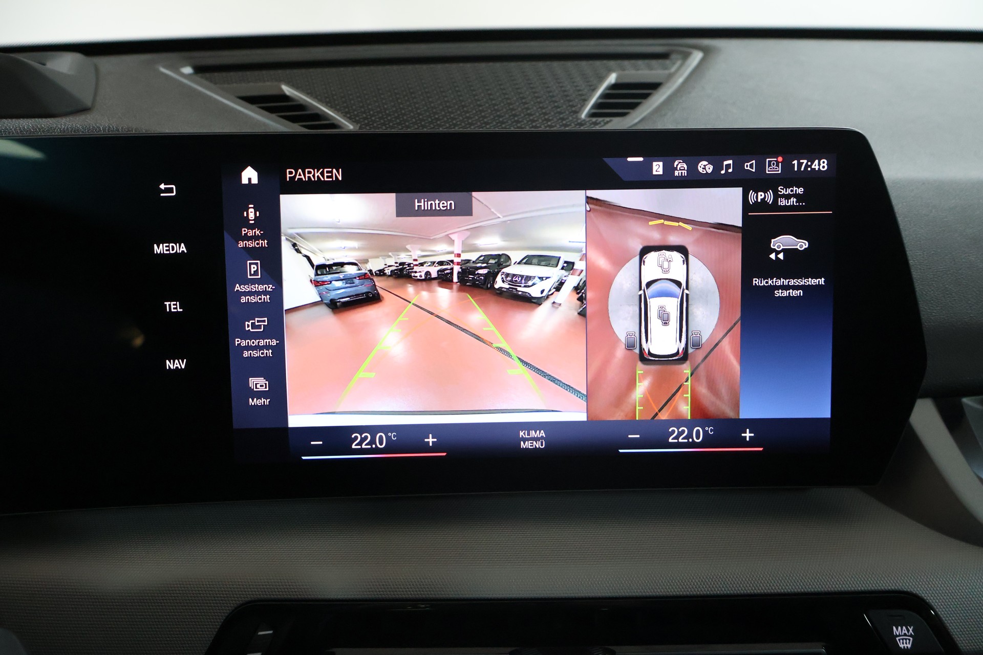BMW X1 xDrive 23i 48V-image-11