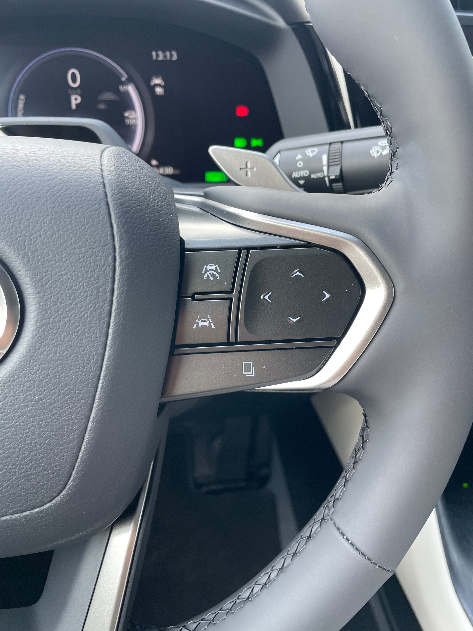 LEXUS RZ 300e 71,4 KW Comfort-image-18