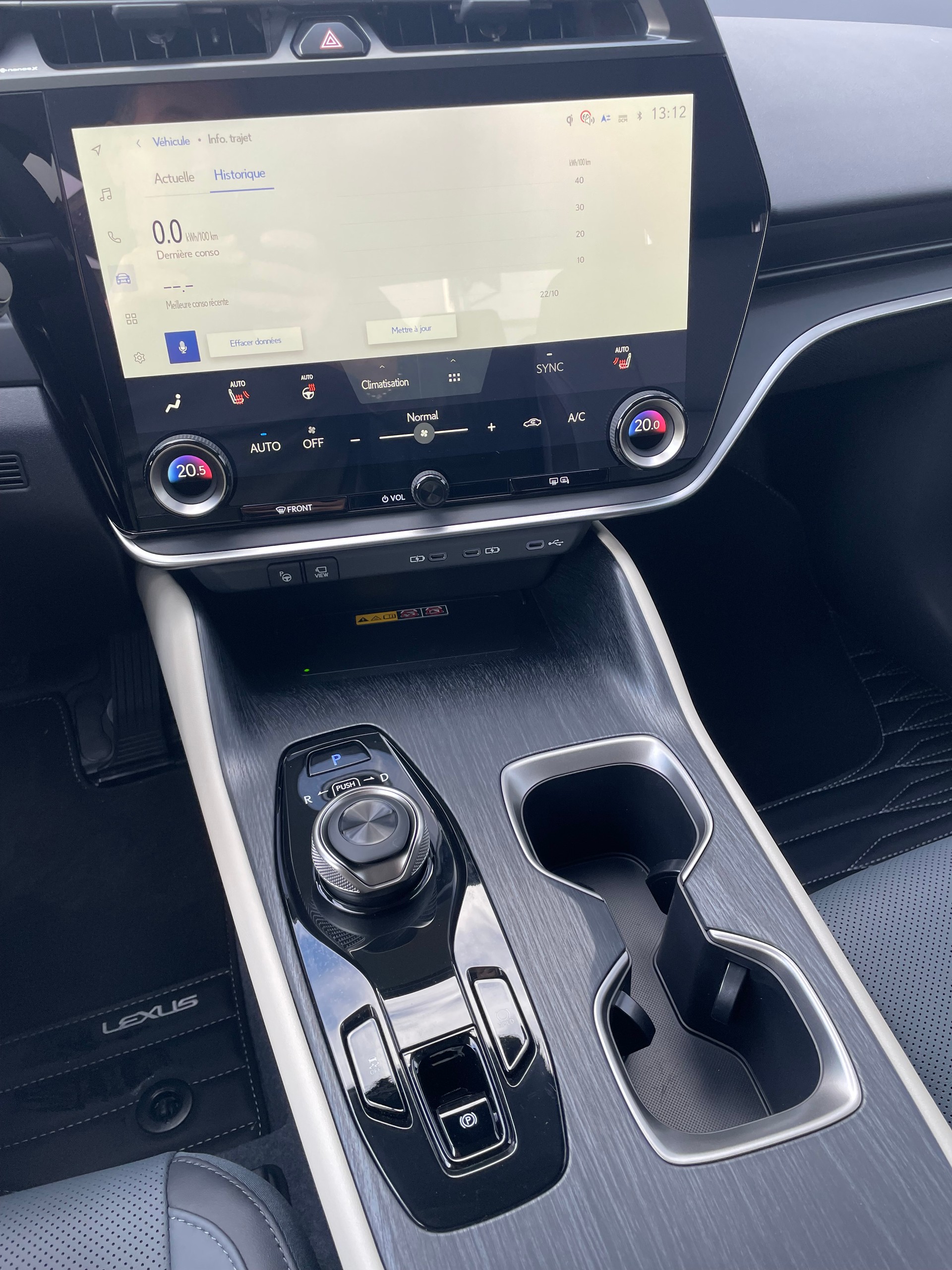LEXUS RZ 300e 71,4 KW Comfort-image-20