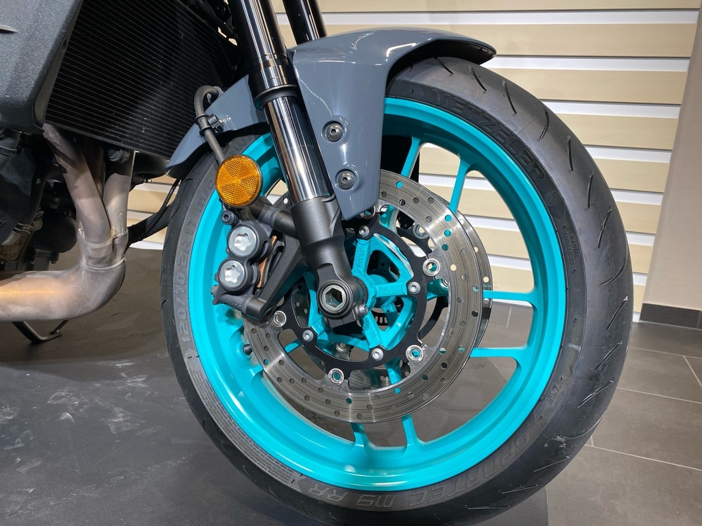 YAMAHA MT-09-image-13
