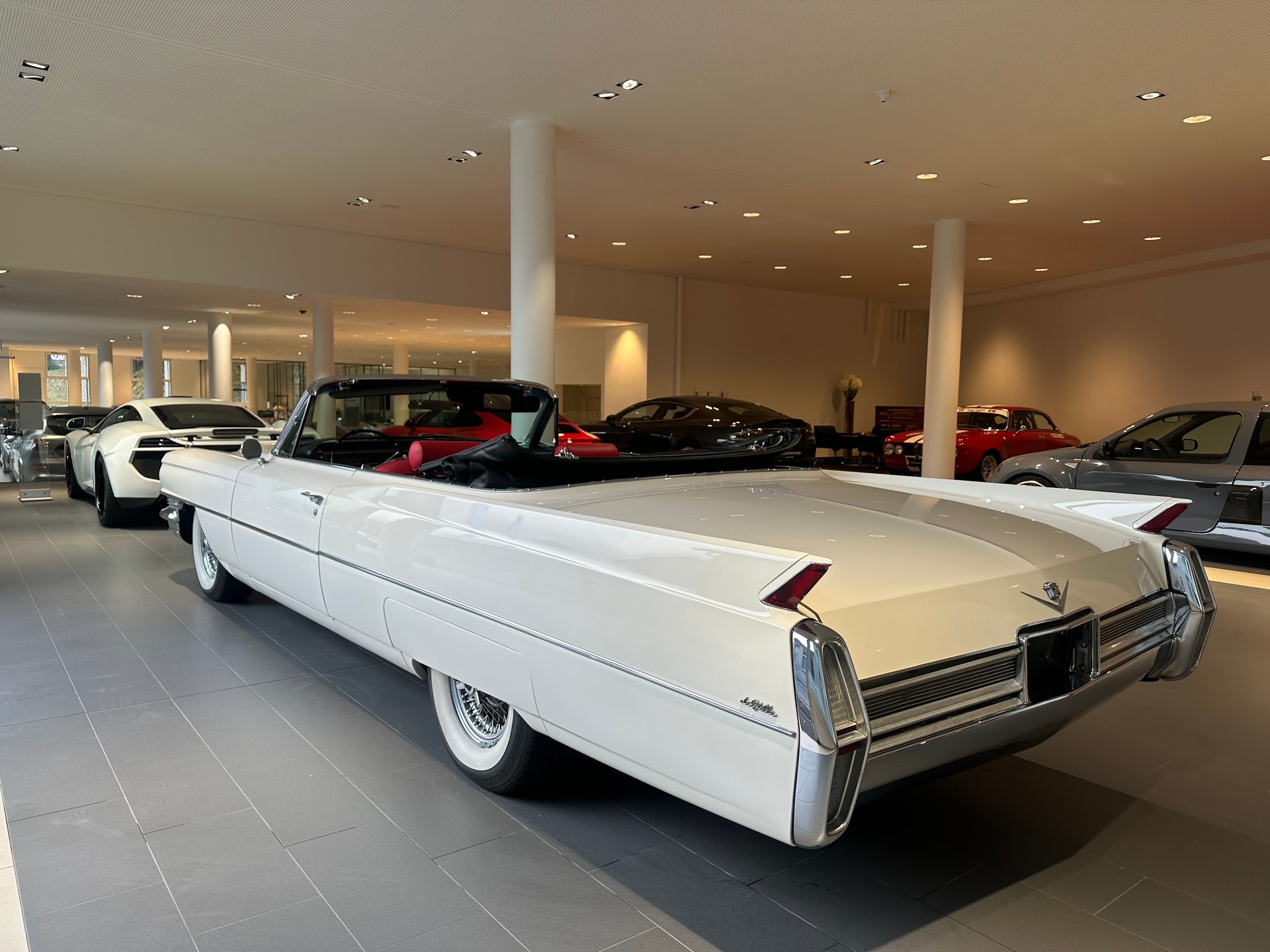 CADILLAC DEVILLE-image-4