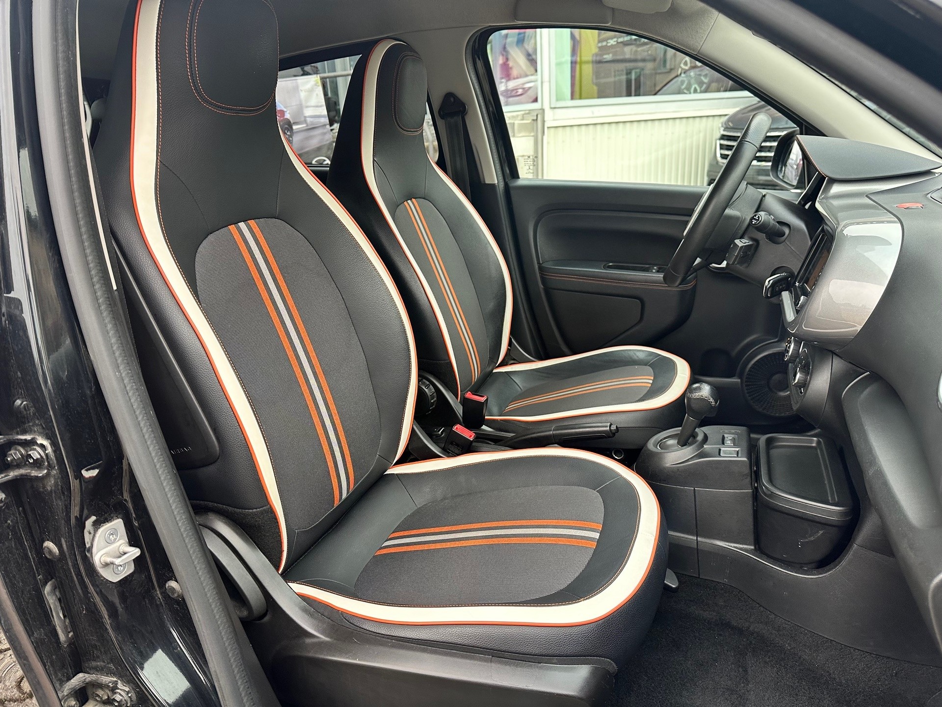 RENAULT Twingo 0.9 GT EDC-image-7