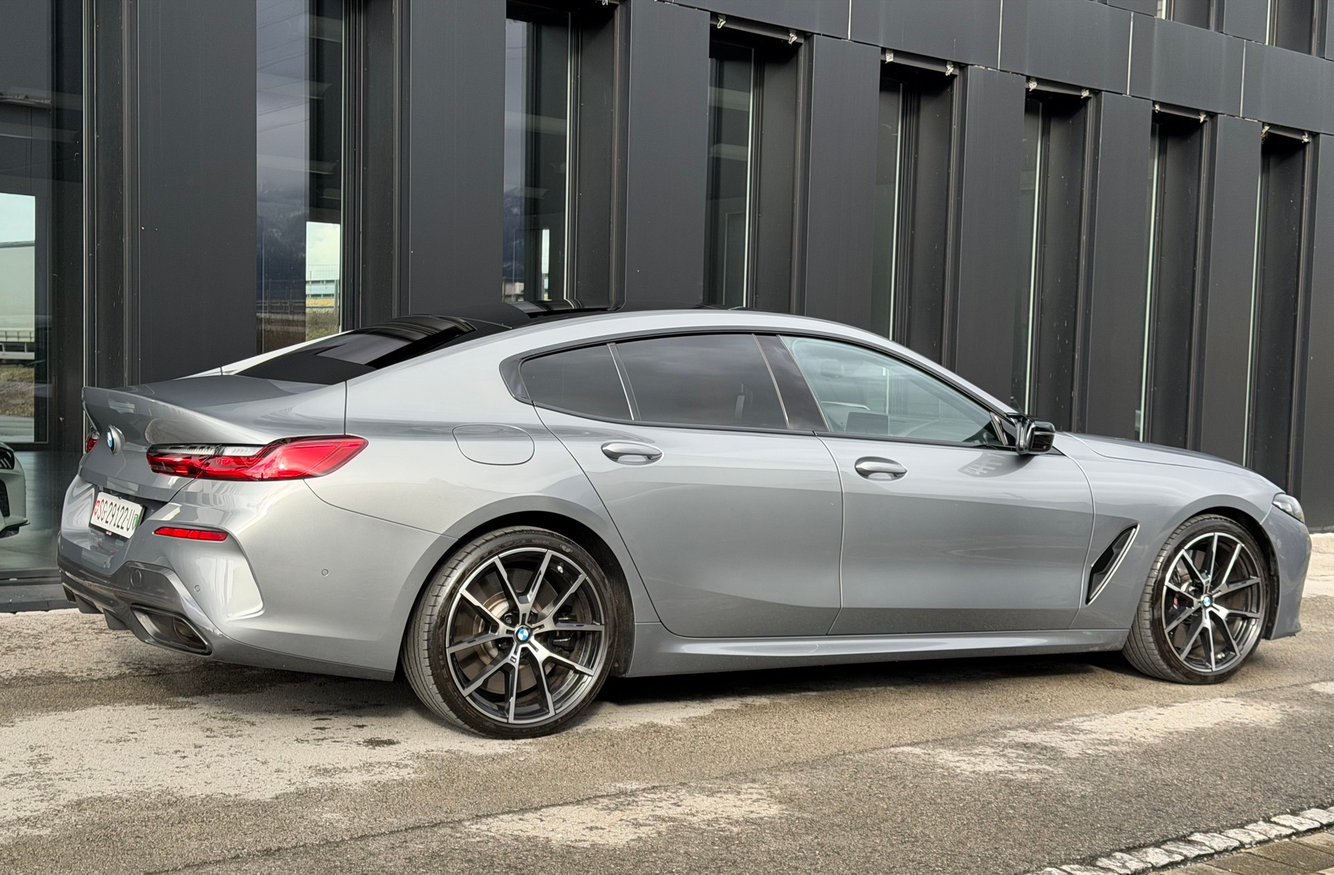 BMW M850i xDrive ♦️530PS*BMW GARANTIE BIS 06.2028*Vollausstattung*1.Hand♦️-image-4