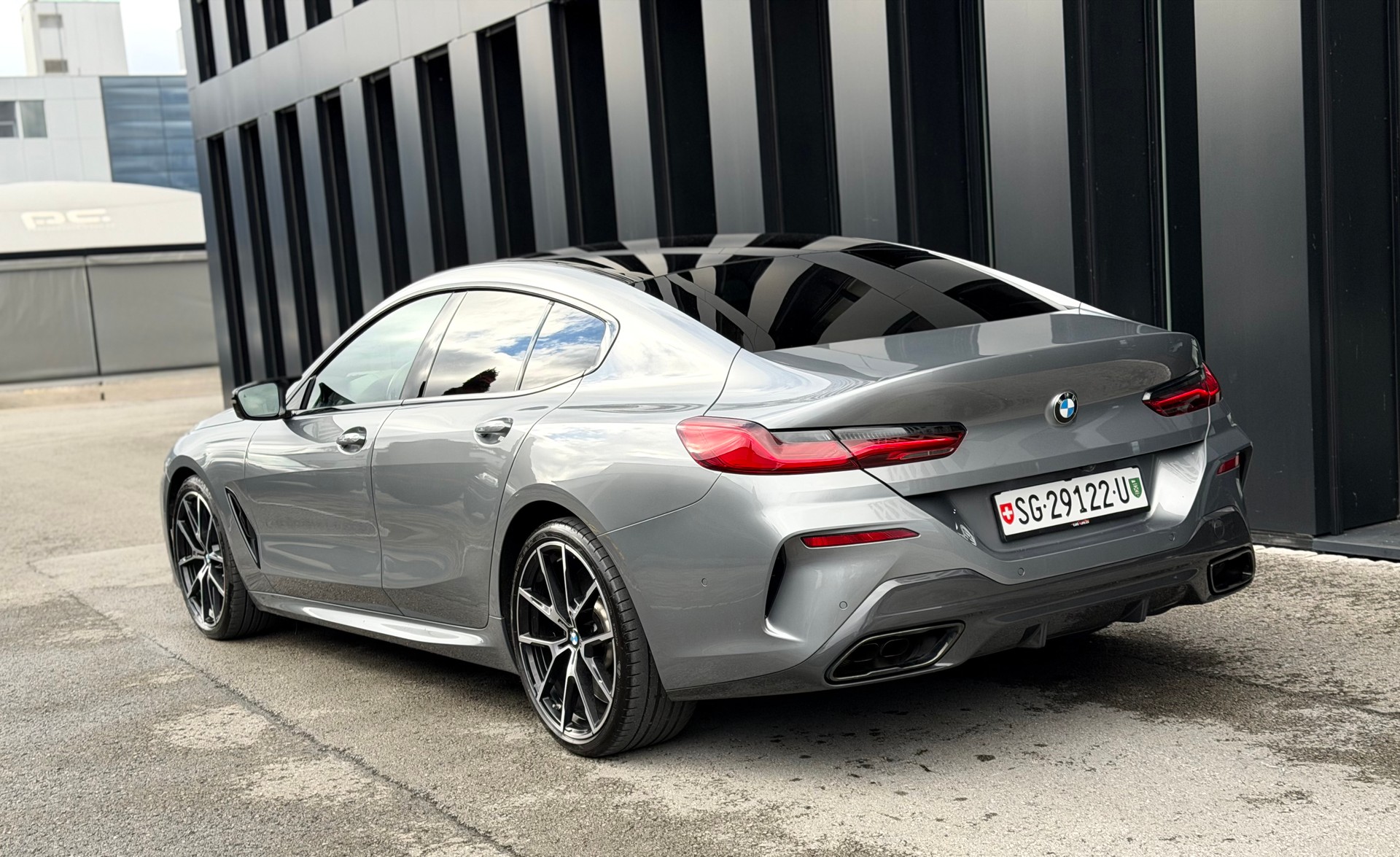 BMW M850i xDrive ♦️530PS*BMW GARANTIE BIS 06.2028*Vollausstattung*1.Hand♦️-image-6