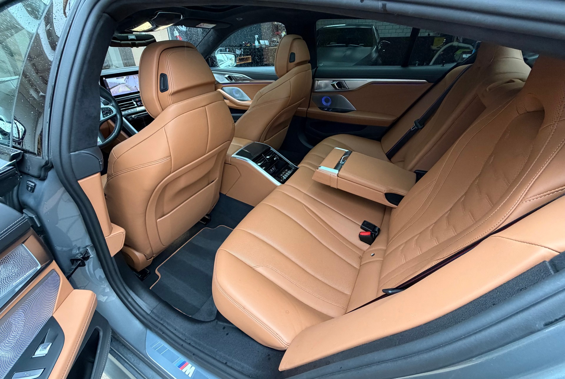 BMW M850i xDrive ♦️530PS*BMW GARANTIE BIS 06.2028*Vollausstattung*1.Hand♦️-image-11