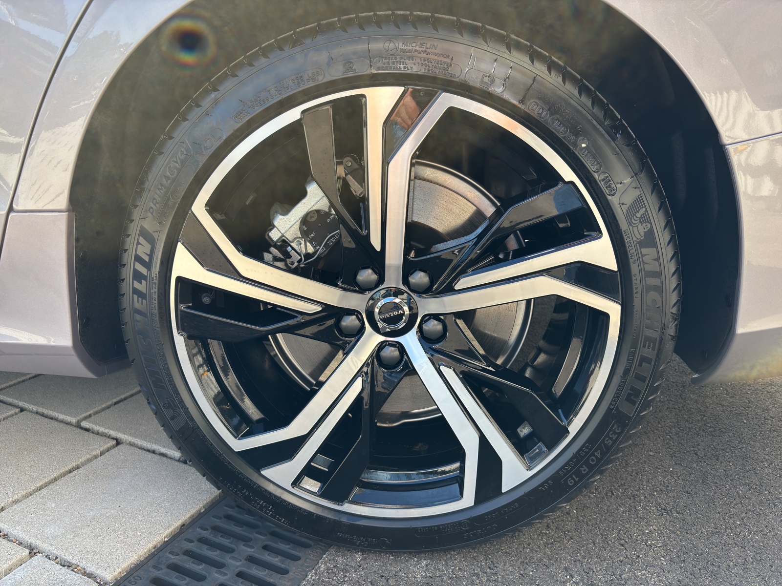 VOLVO V60 2.0 T8 TE Ultra Dark eAWD-image-15