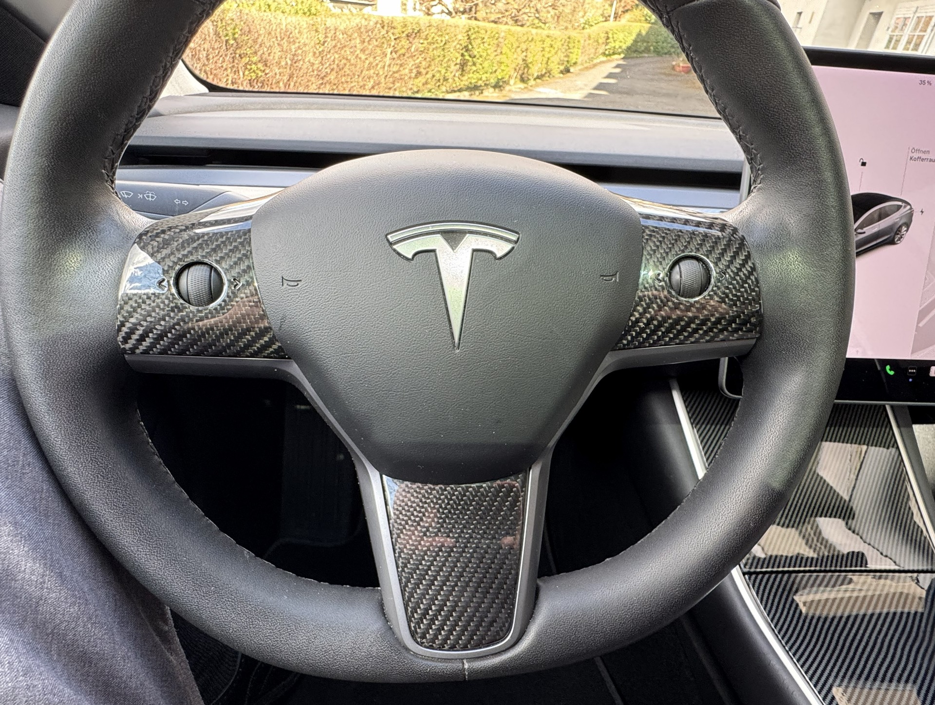 TESLA Model 3 Long Range AWD mit Carbon Fiber Interieur-image-7
