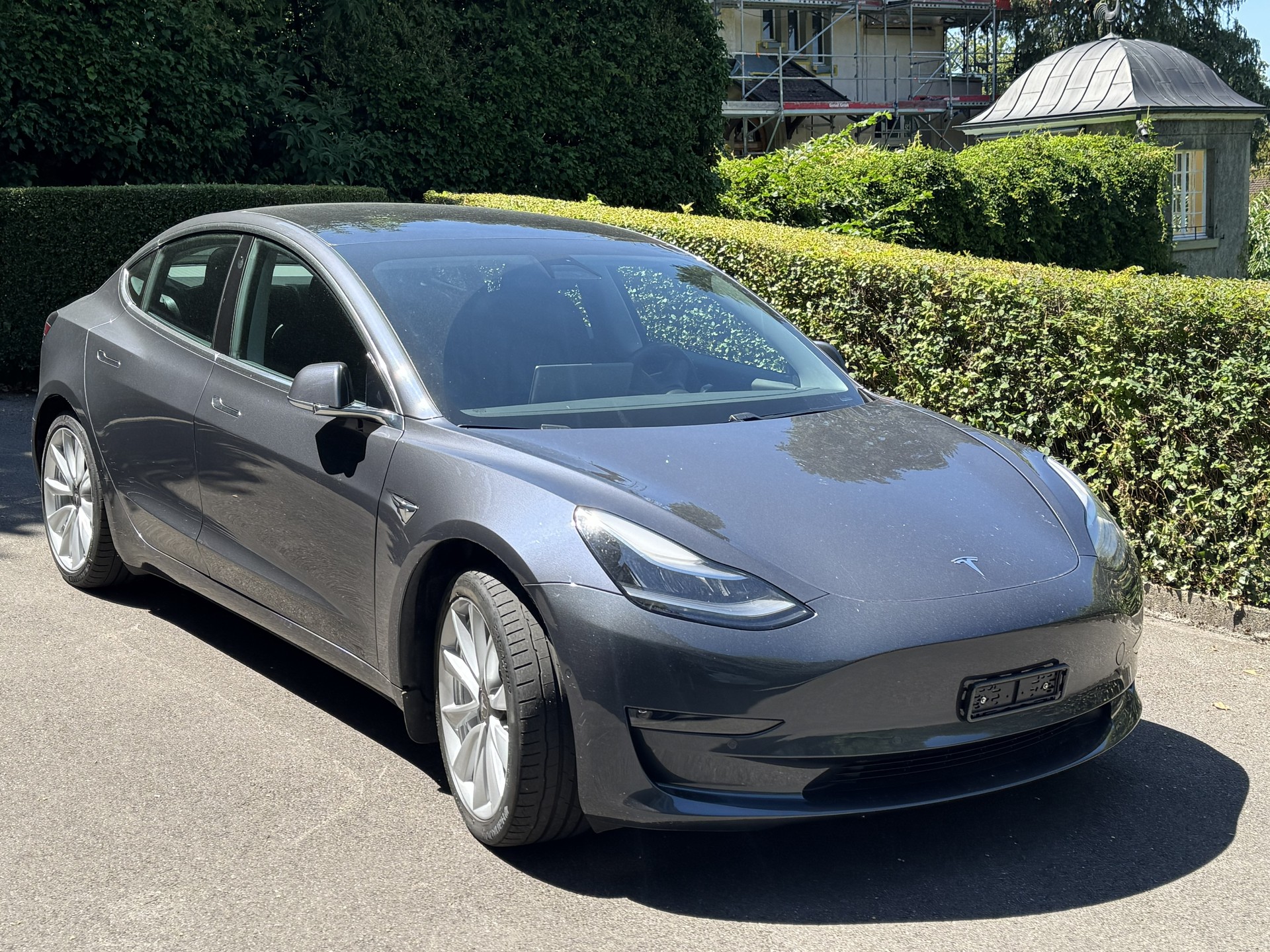 TESLA Model 3 Long Range AWD mit Carbon Fiber Interieur