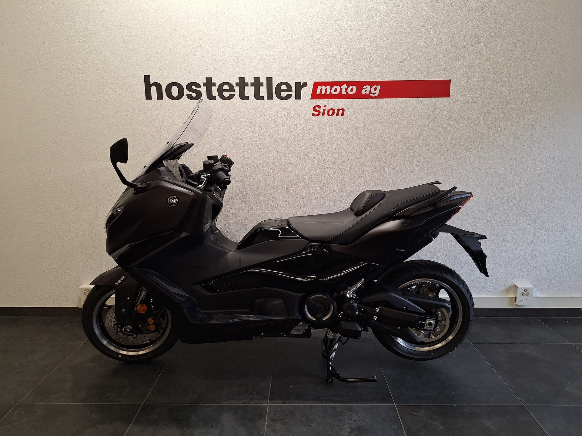 YAMAHA TMAX Tech MAX-image-2