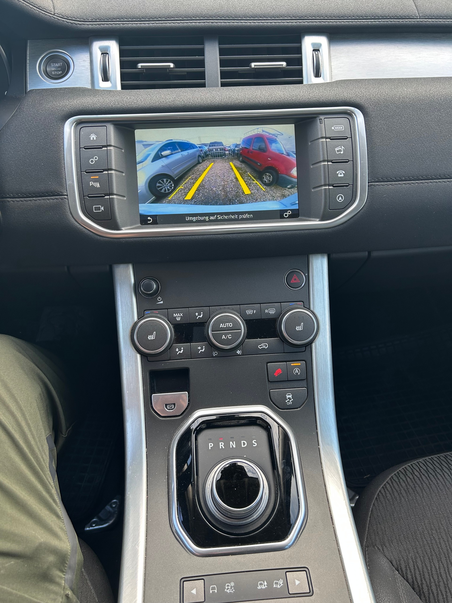 LAND ROVER Range Rover Evoque 2.0 TD4 SE-image-8