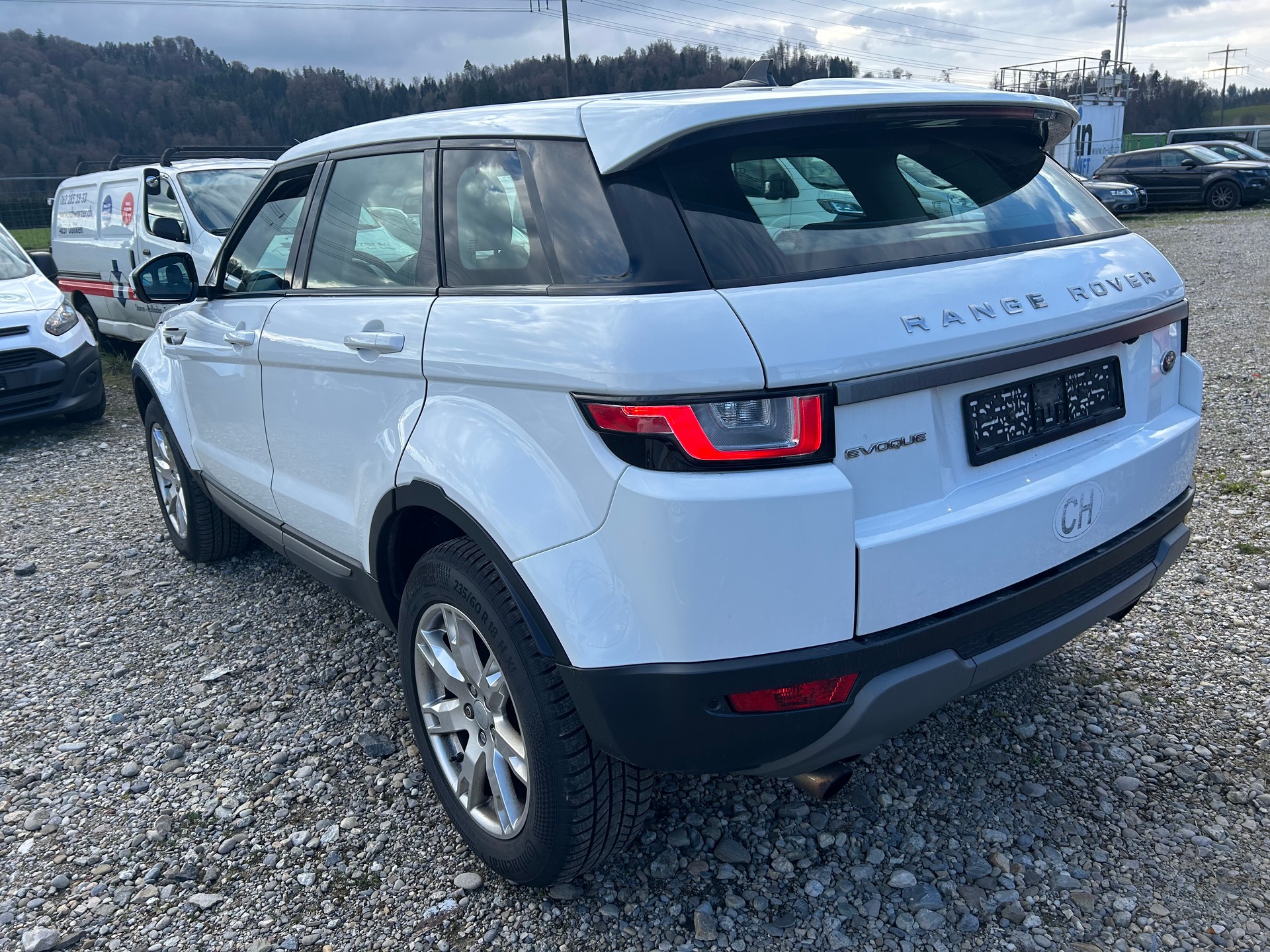 LAND ROVER Range Rover Evoque 2.0 TD4 SE-image-5