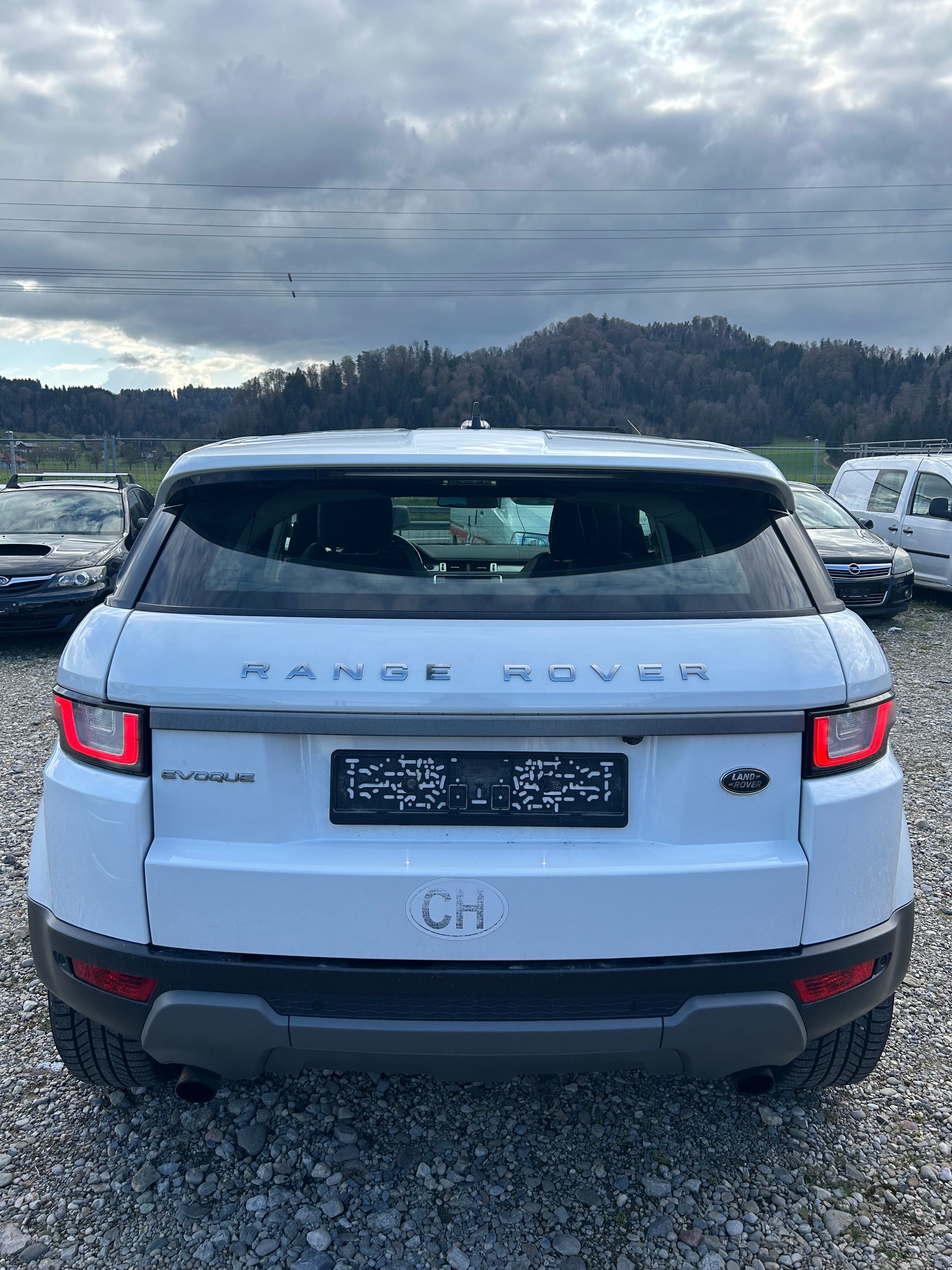 LAND ROVER Range Rover Evoque 2.0 TD4 SE-image-4
