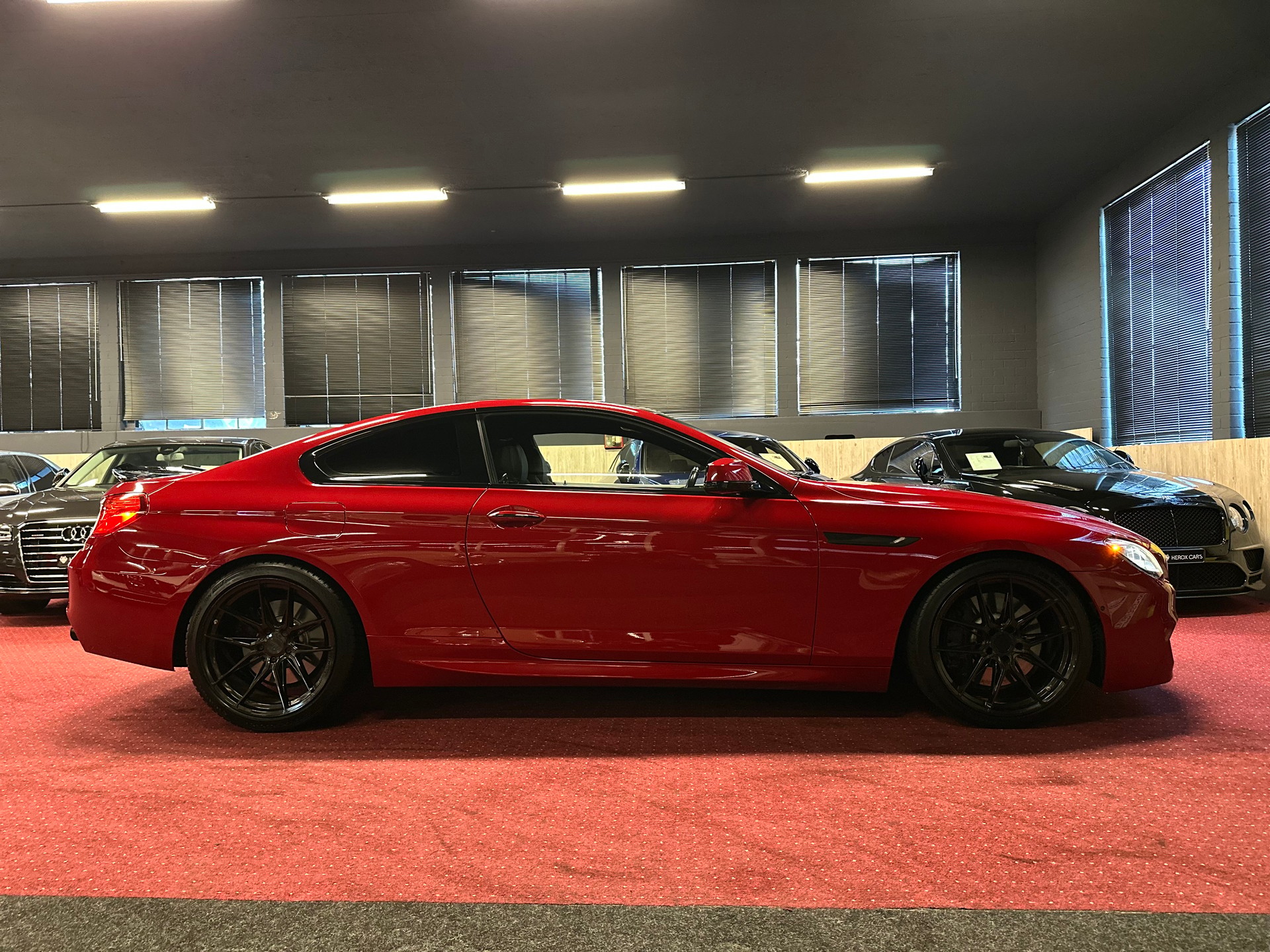 BMW 650i Coupé xDrive / M-Sportpaket / ** Frisch ab MFK + Grossem Service **-image-5