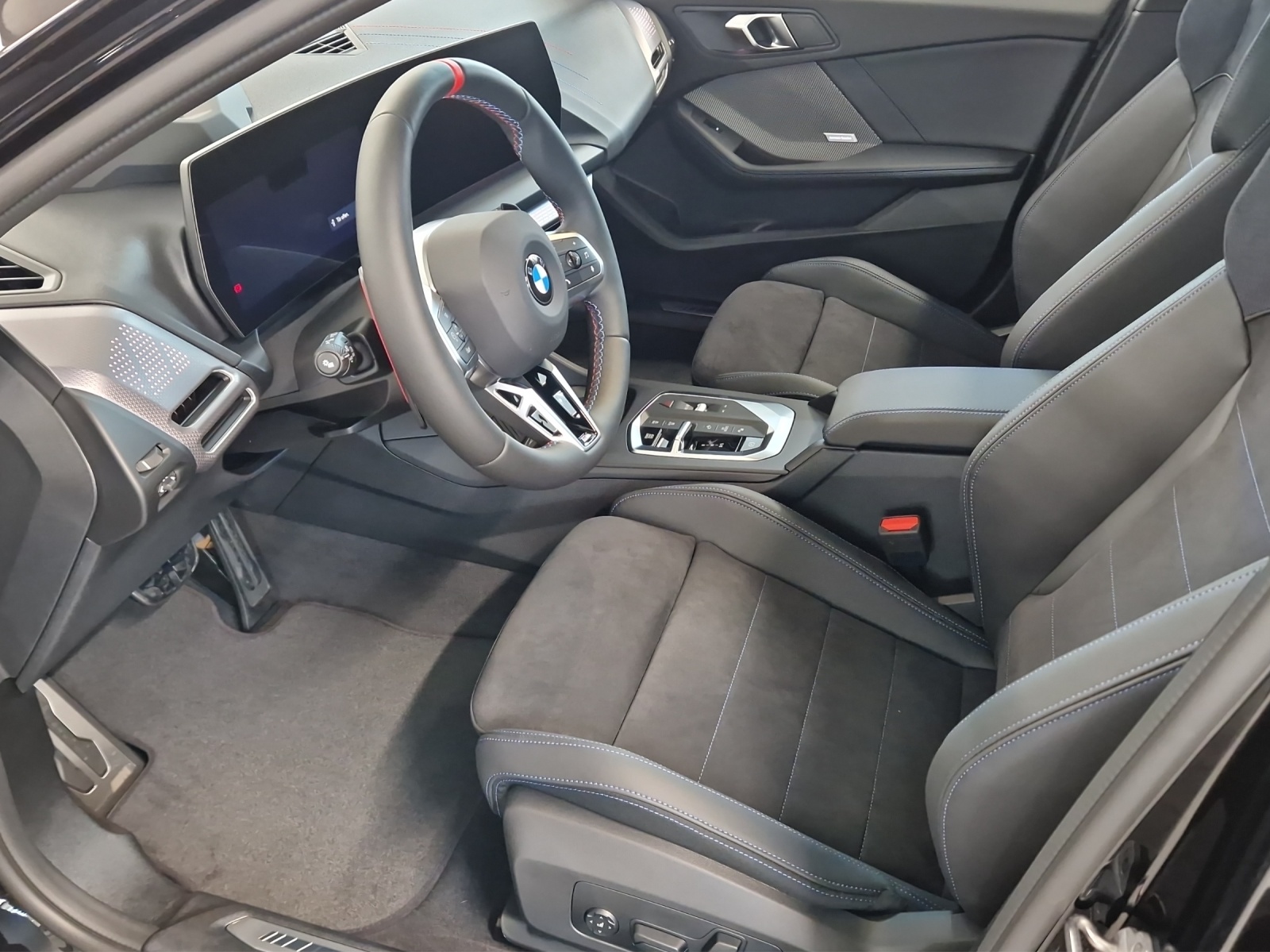 BMW M135 xDrive M Sport Pro-image-6