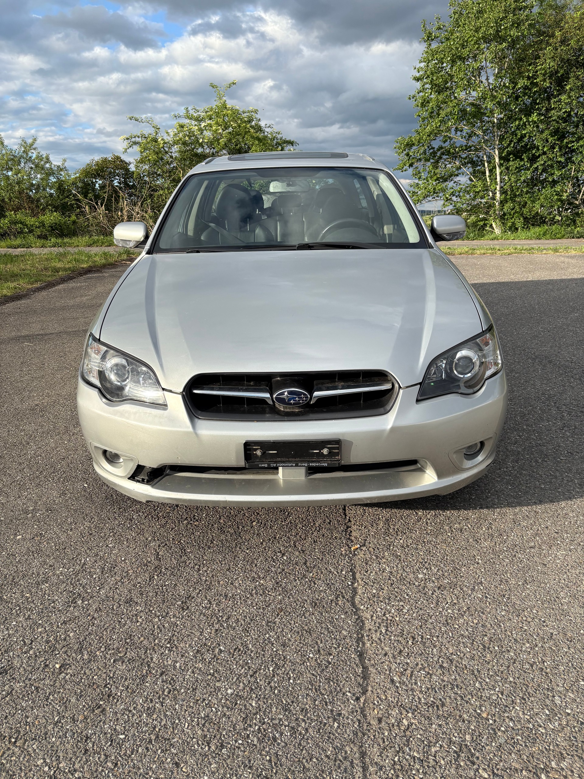SUBARU Legacy 2.0R AWD Swiss-image-8