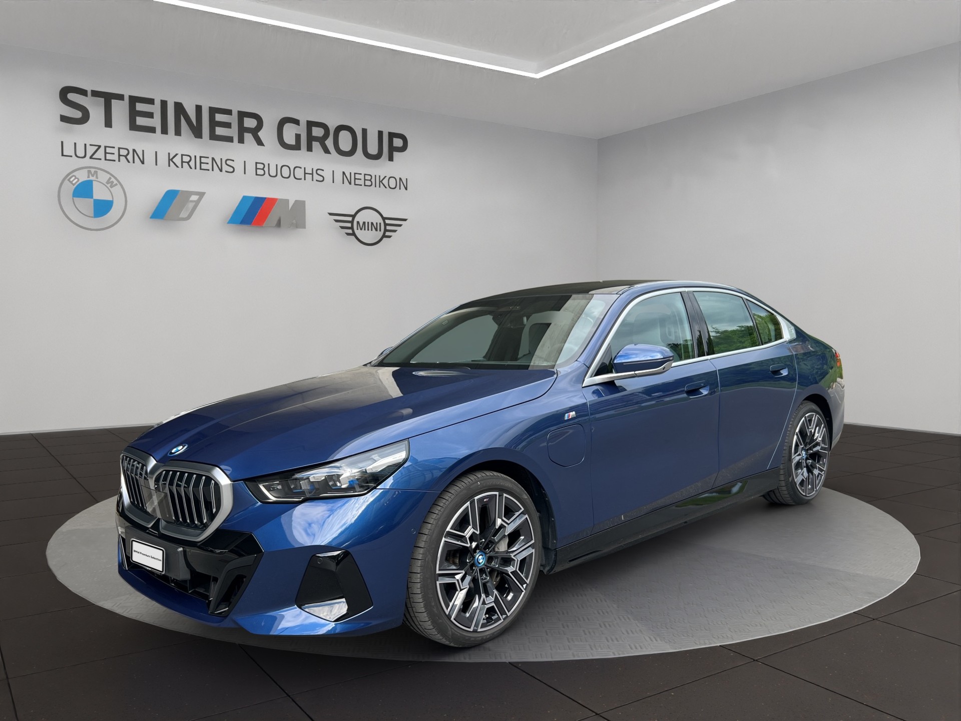 BMW 550e xDrive M Sport Steptronic