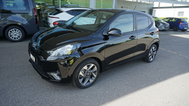 HYUNDAI i10 1.2 Amplia-showroom-element-1