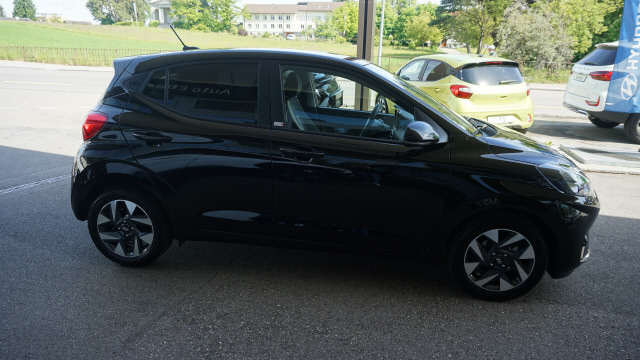HYUNDAI i10 1.2 Amplia-showroom-element-3