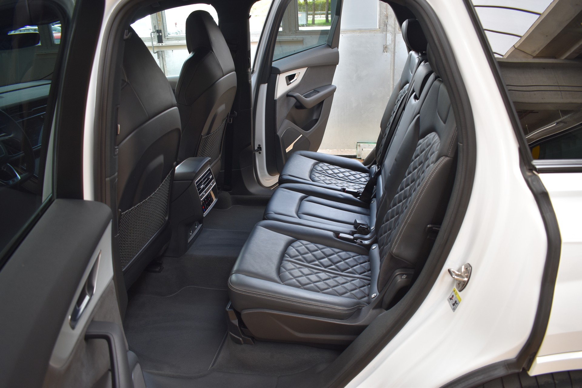 AUDI SQ7 4.0 TDI quattro tiptronic - FaceLift Model 2020-image-11