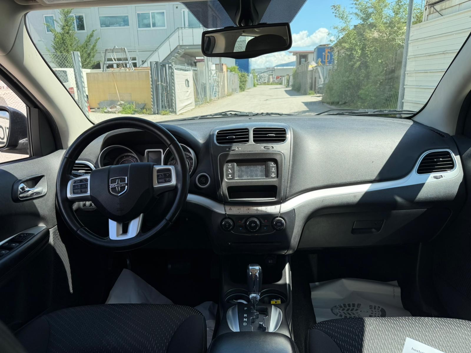 DODGE JOURNEY SXT 2.4-image-9