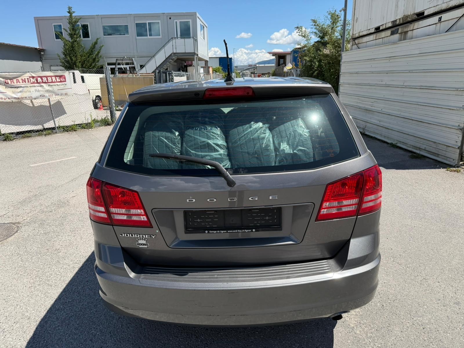 DODGE JOURNEY SXT 2.4-image-7