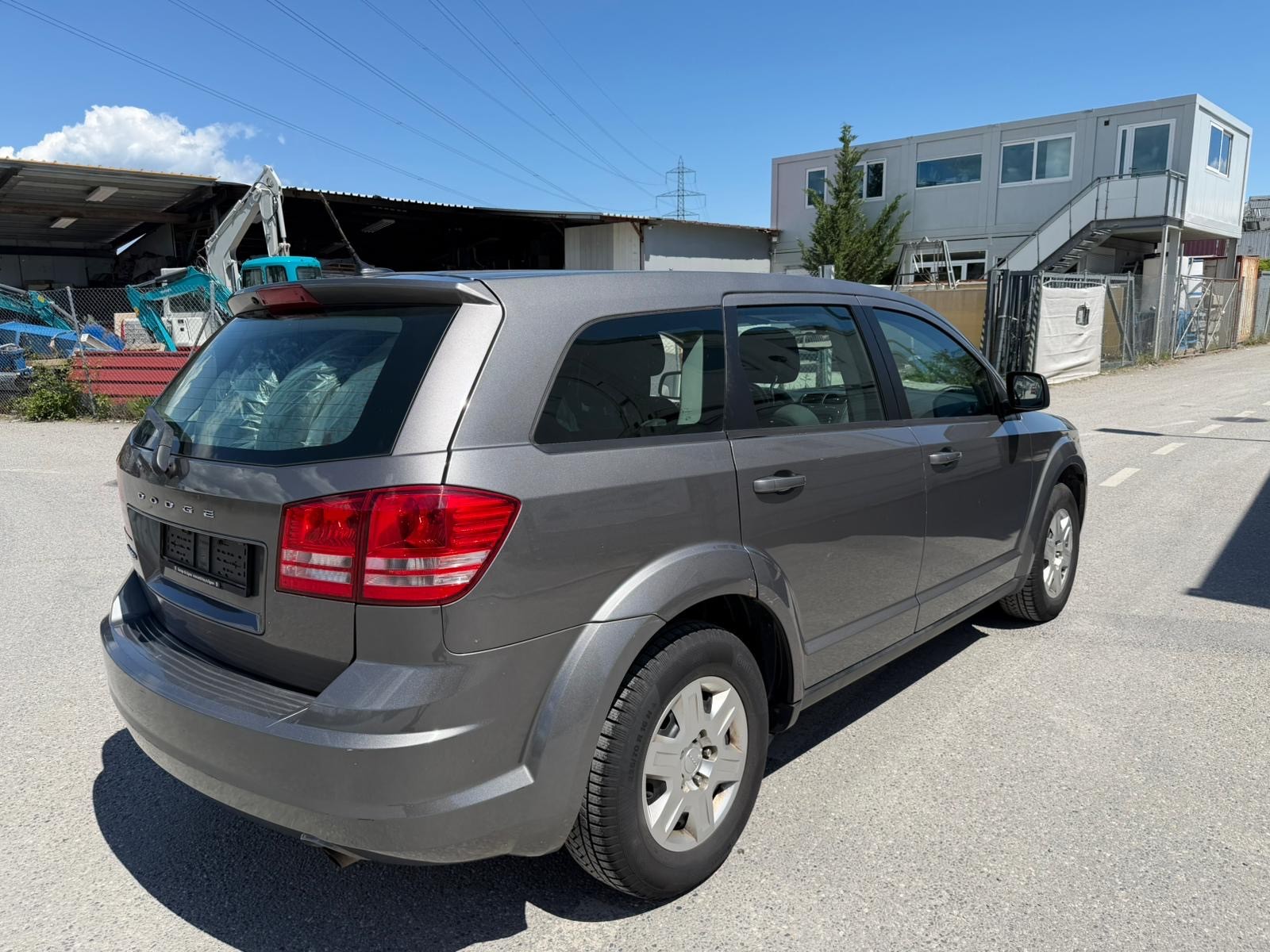 DODGE JOURNEY SXT 2.4-image-4
