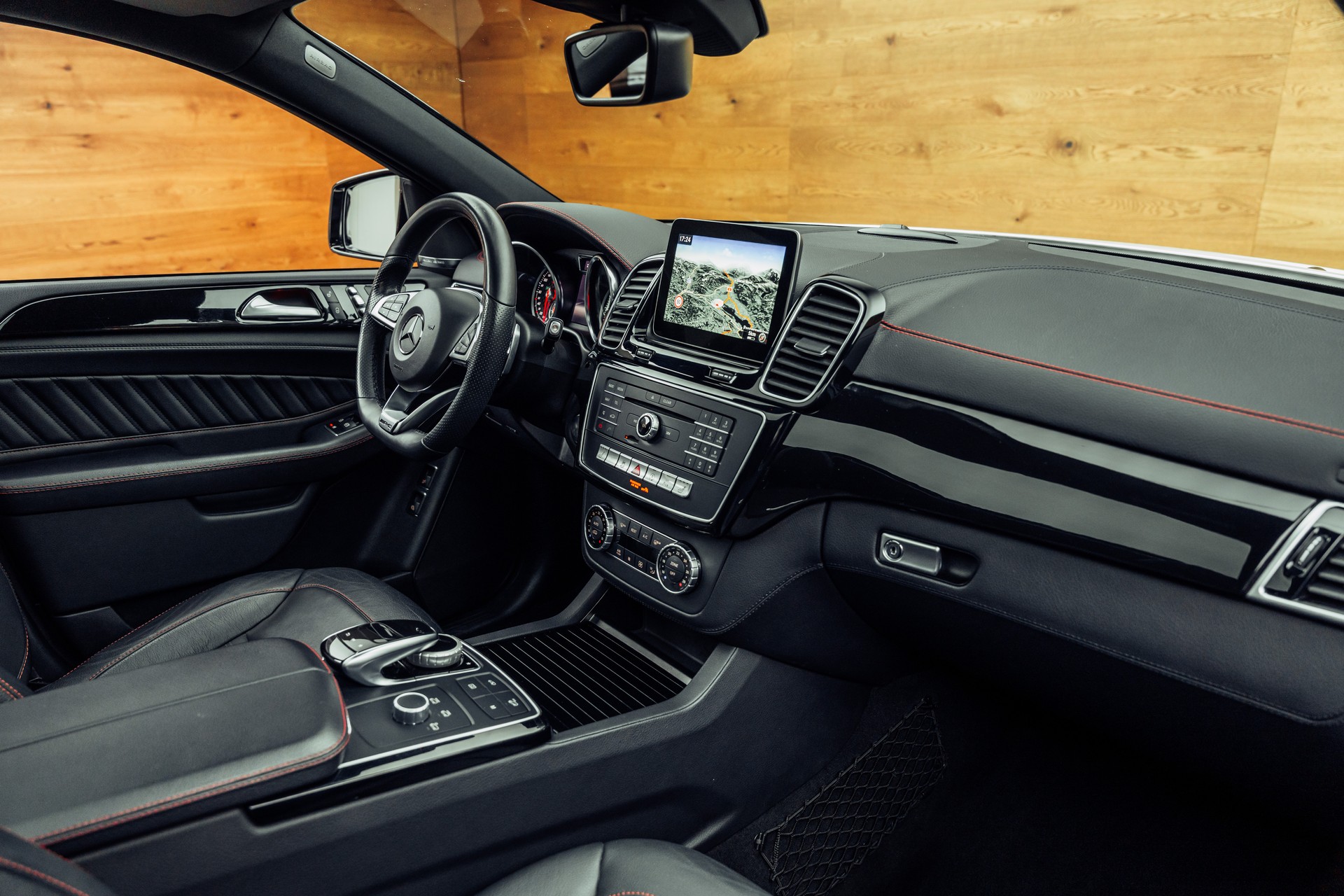 MERCEDES-BENZ GLE Coupé 350 d AMG Line 4Matic 9G-Tronic-image-20