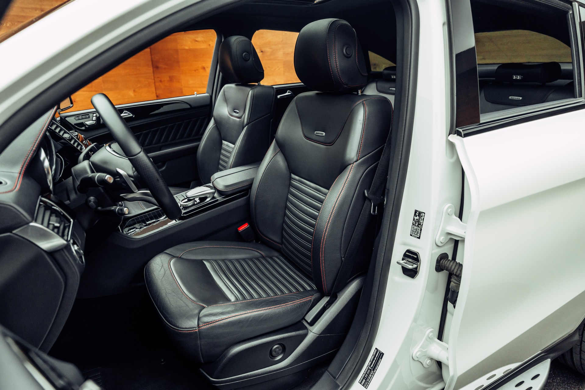 MERCEDES-BENZ GLE Coupé 350 d AMG Line 4Matic 9G-Tronic-image-6