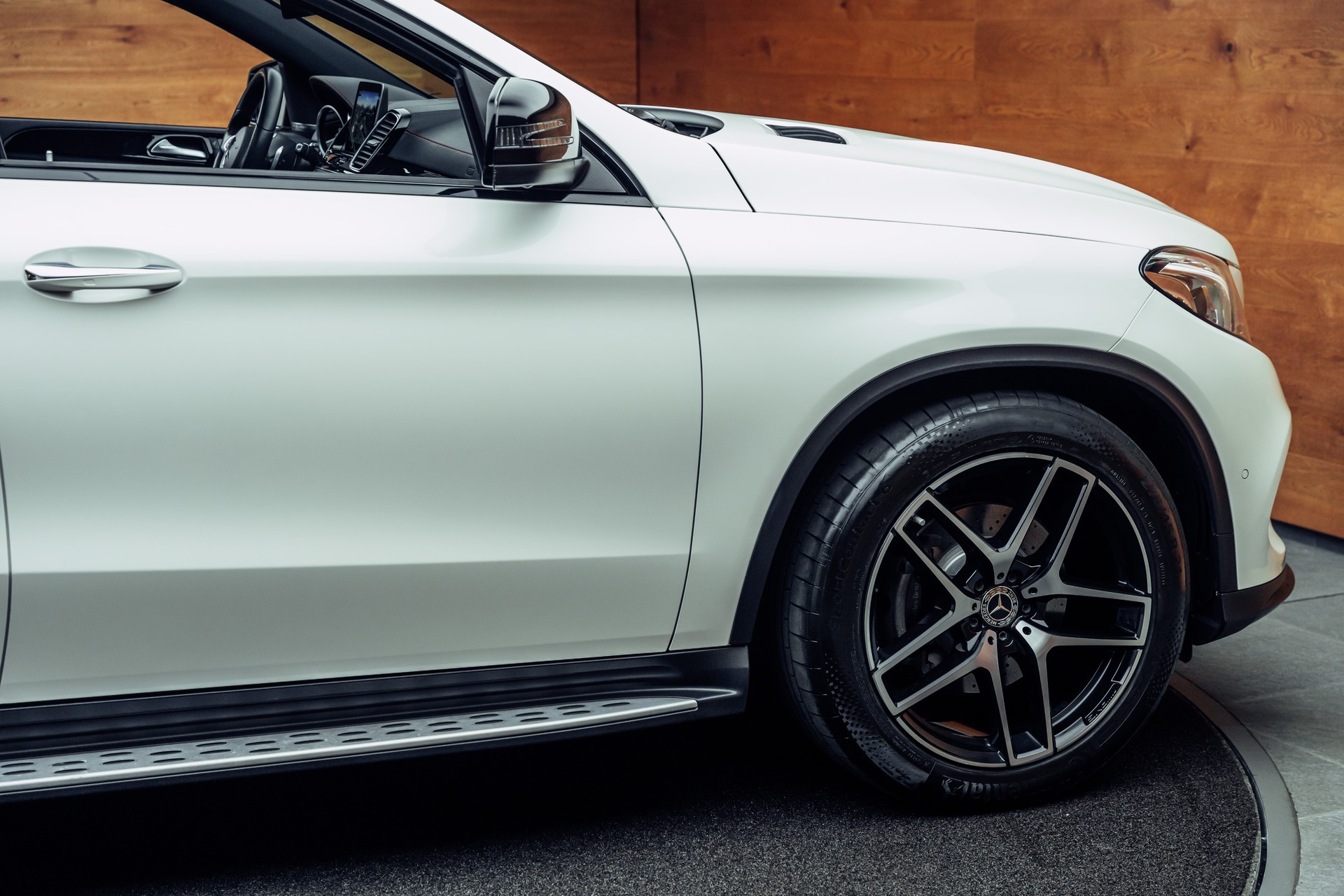 MERCEDES-BENZ GLE Coupé 350 d AMG Line 4Matic 9G-Tronic-image-24