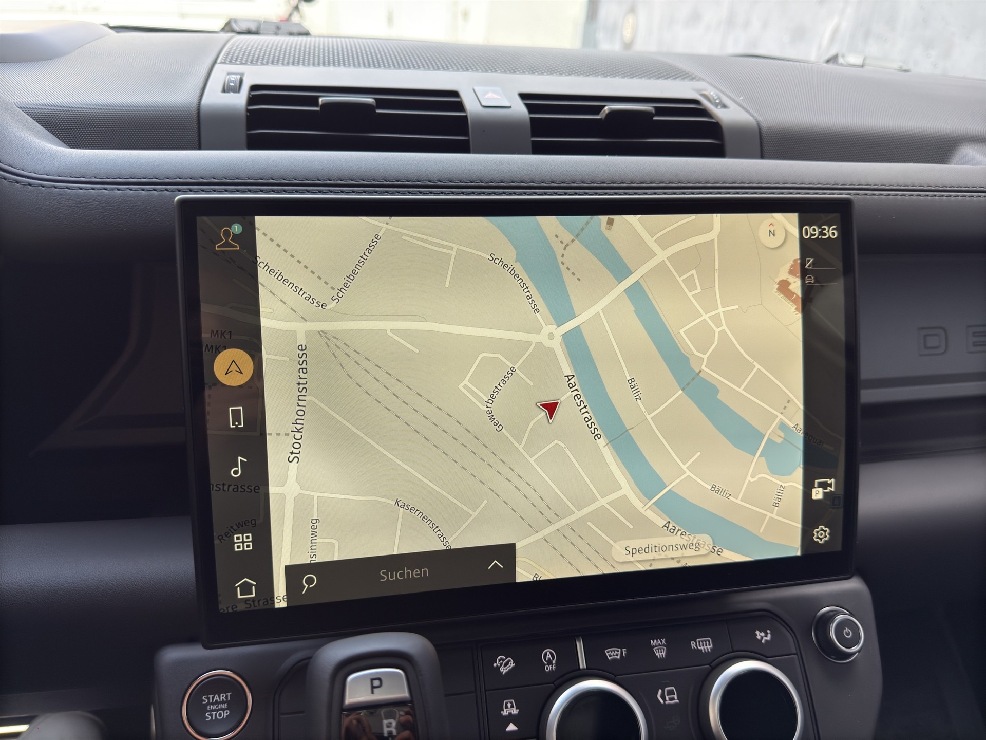 LAND ROVER Defender 90 5.0 V8 X-image-11