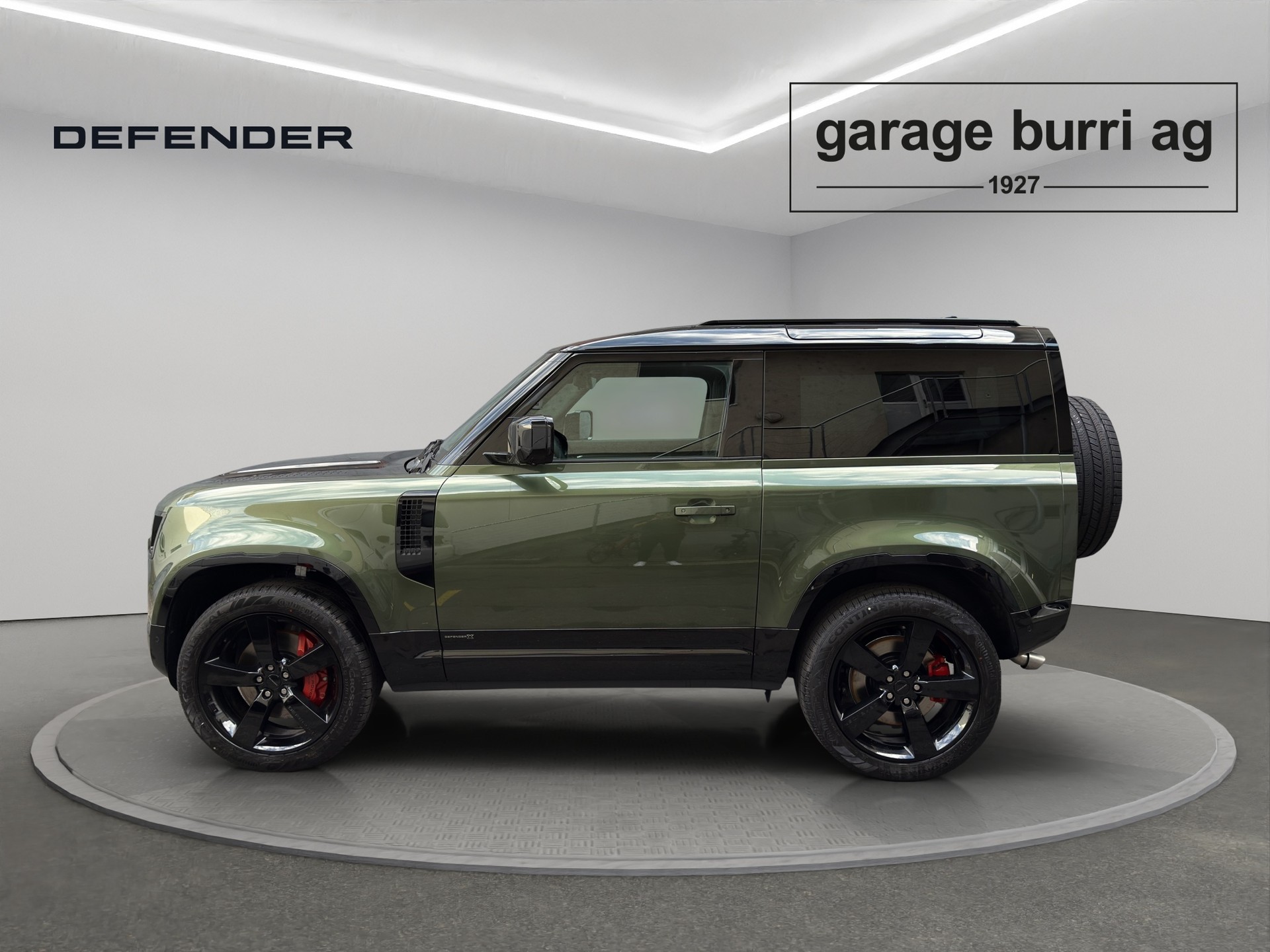 LAND ROVER Defender 90 5.0 V8 X-showroom-element-2