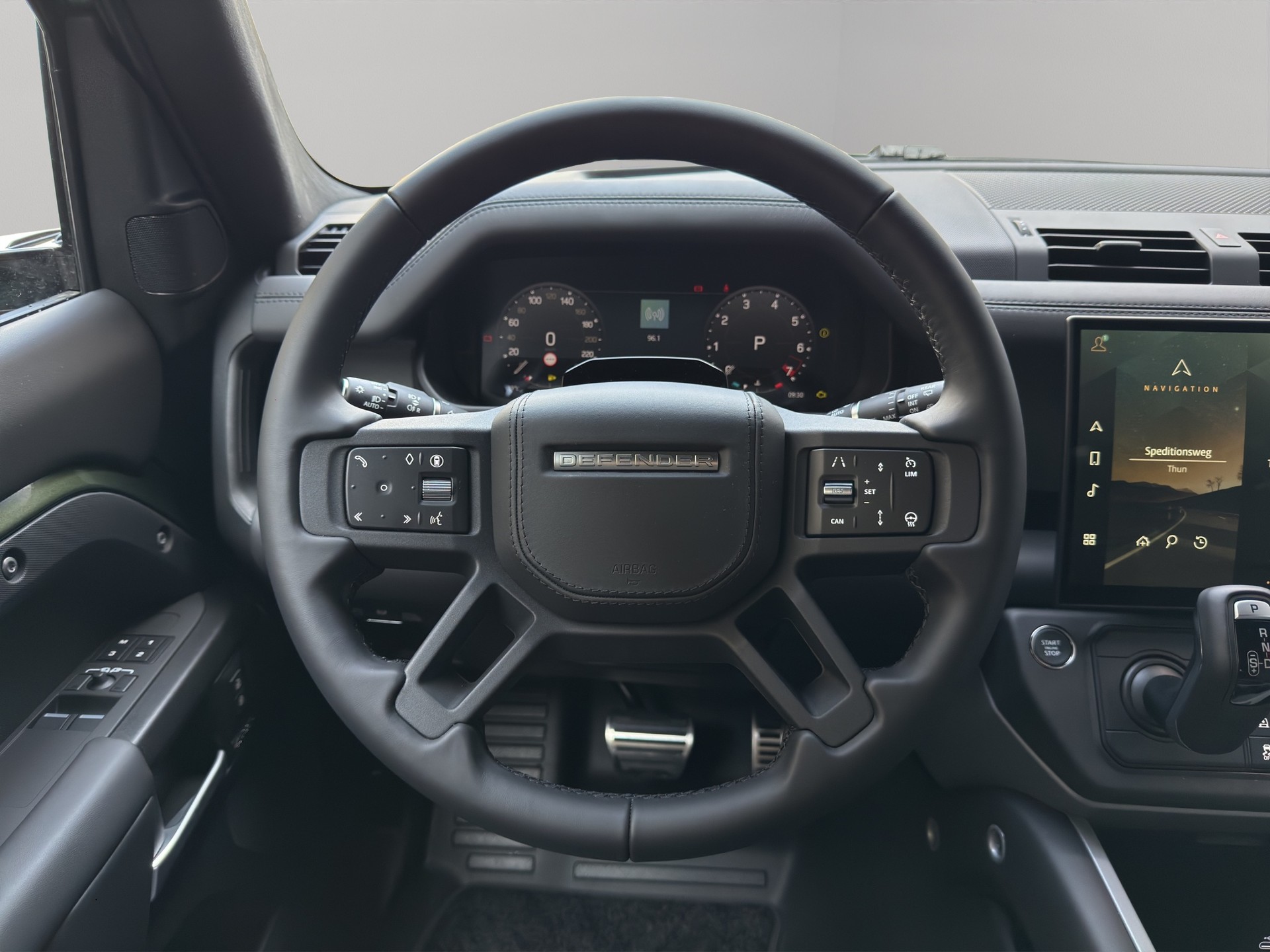 LAND ROVER Defender 90 5.0 V8 X-image-5