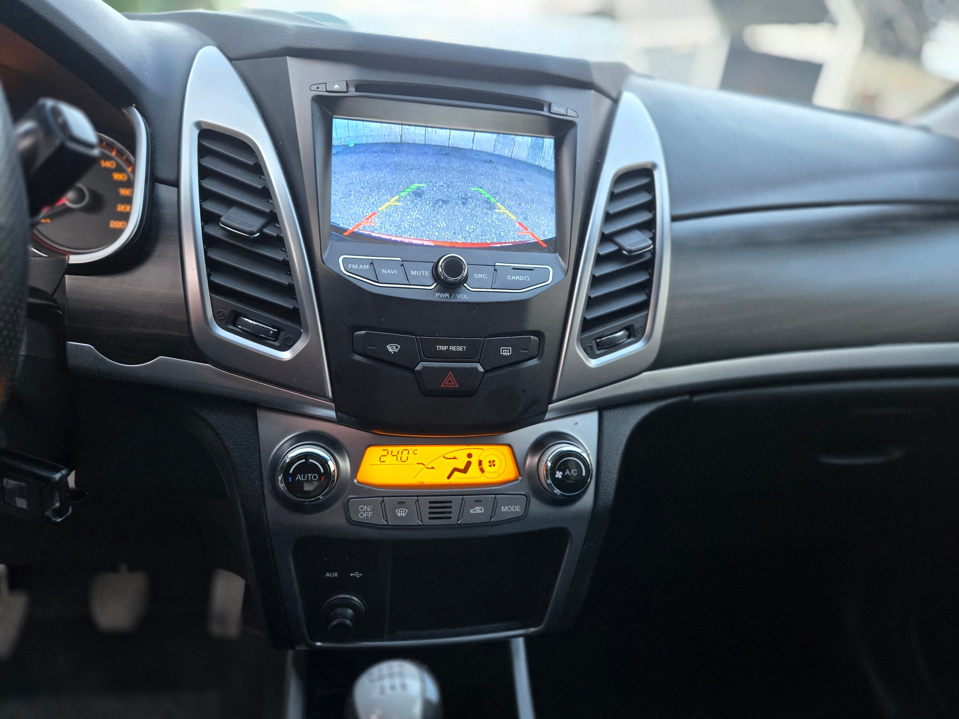 KGM-SsangYong Korando 2.0 e-XDI Sixty Edition 4WD-image-7