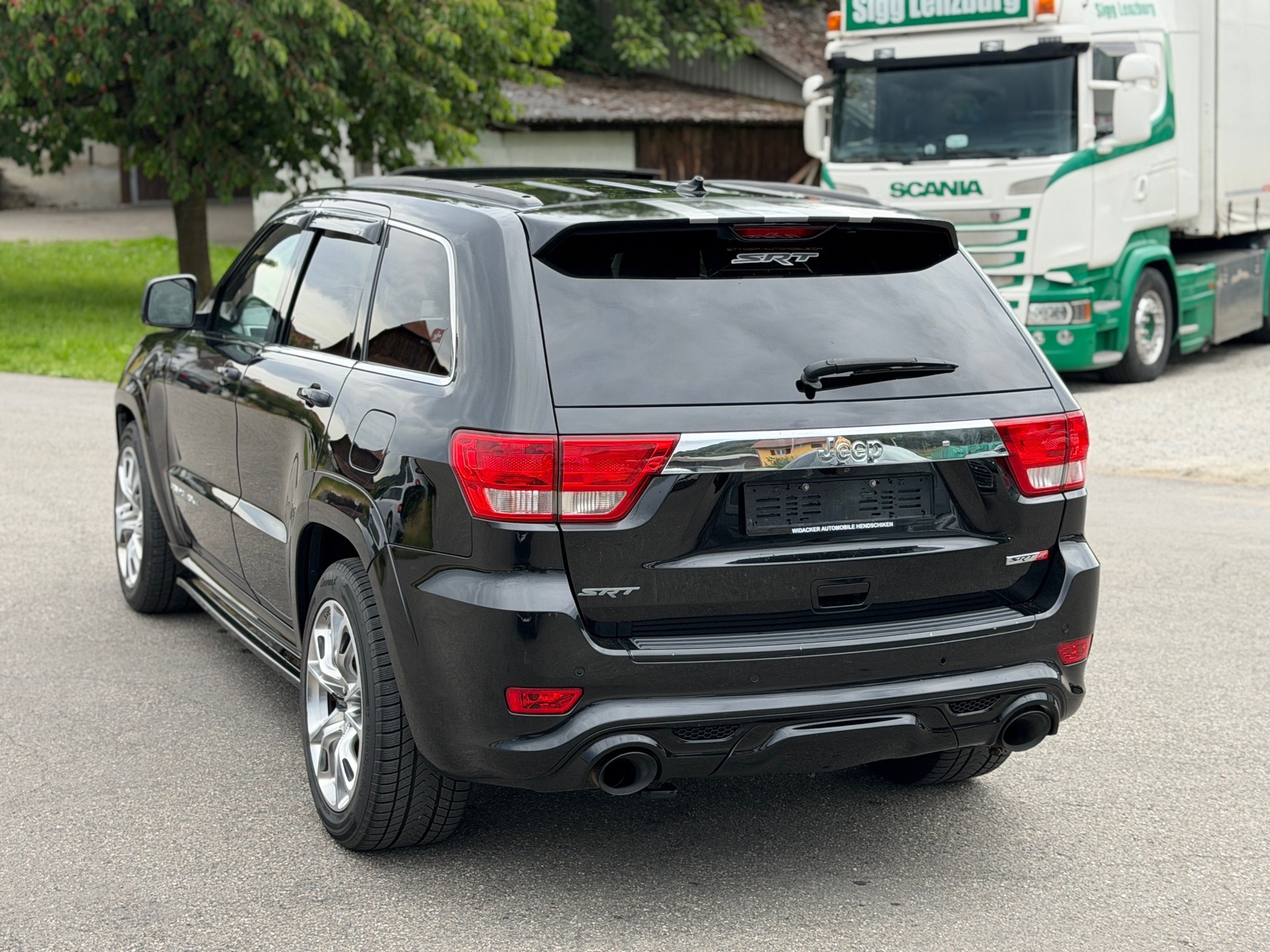 JEEP Grand Cherokee 6.4 SRT8 Automatic-image-15