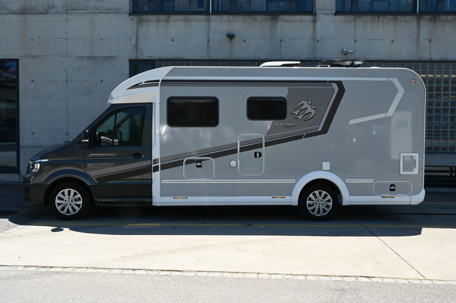 KNAUS Van-TI Plus Platinium Selection 700 LF