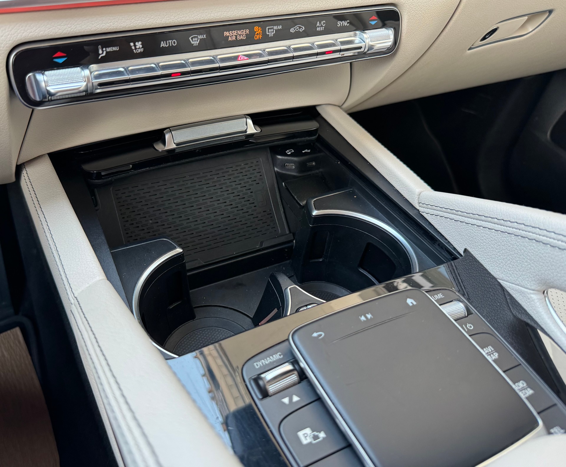 MERCEDES-BENZ GLE 300 d 4Matic 9G-Tronic-image-17