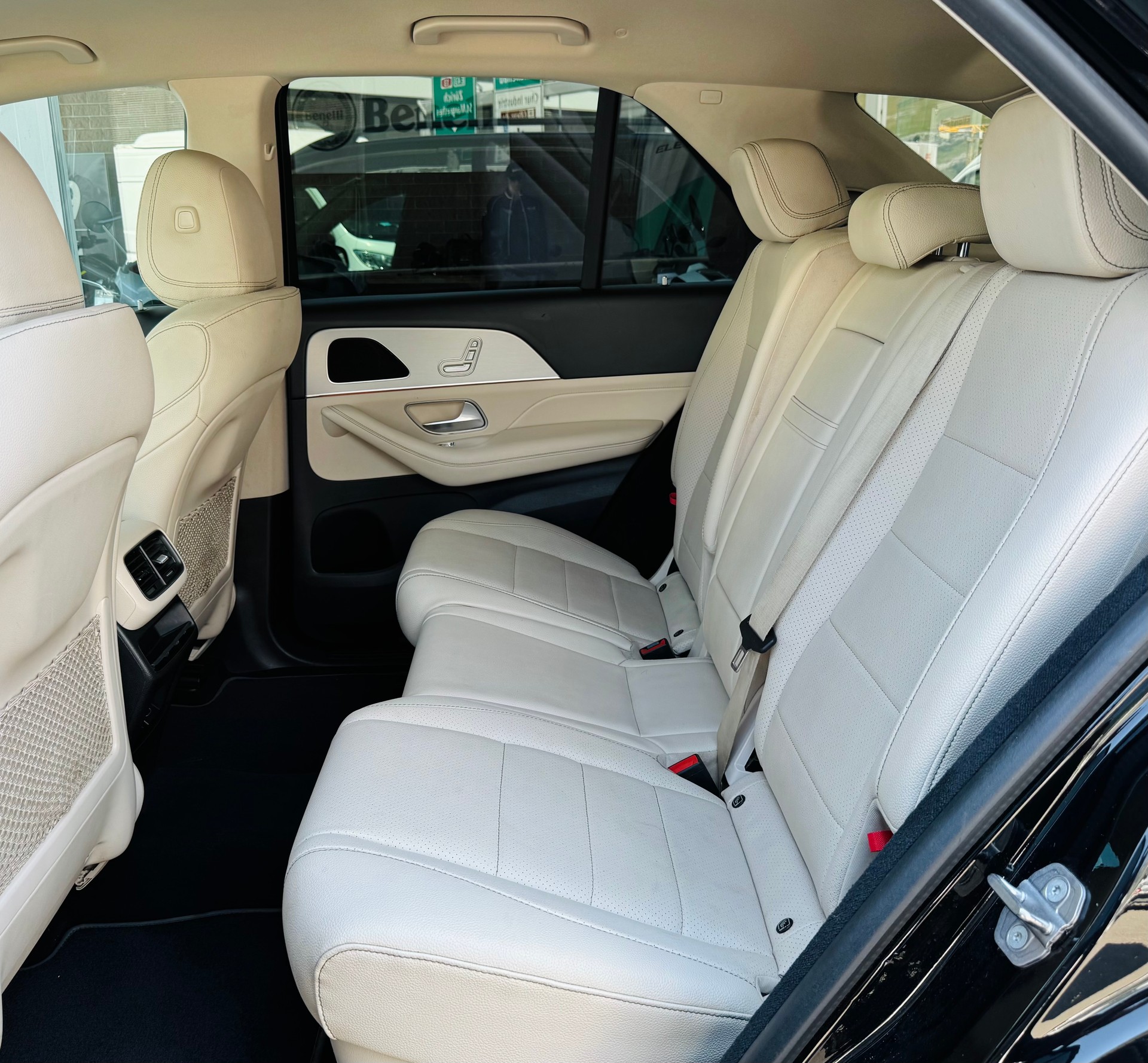 MERCEDES-BENZ GLE 300 d 4Matic 9G-Tronic-image-8