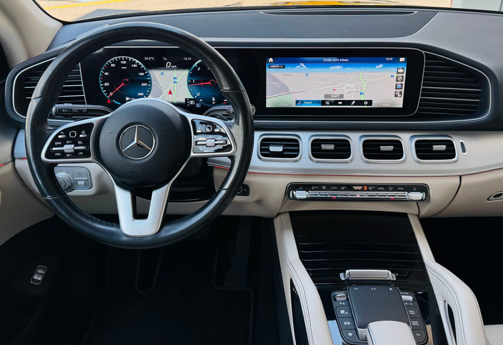 MERCEDES-BENZ GLE 300 d 4Matic 9G-Tronic-image-13