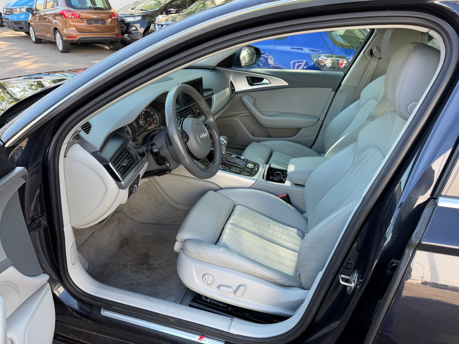 AUDI A6 Limousine 2.0 TDI multitronic-image-10