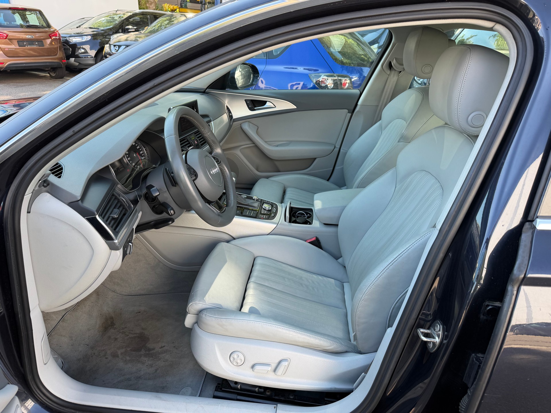 AUDI A6 Limousine 2.0 TDI multitronic-image-12