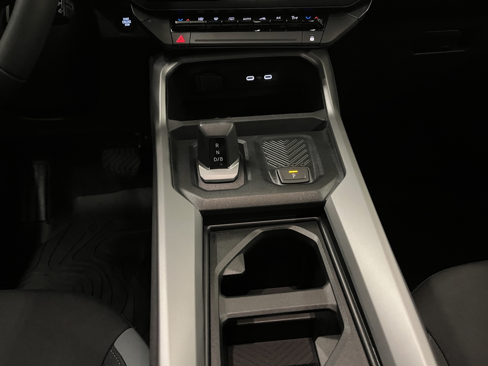 DACIA Bigster 1.8 Hybrid Extreme-image-11
