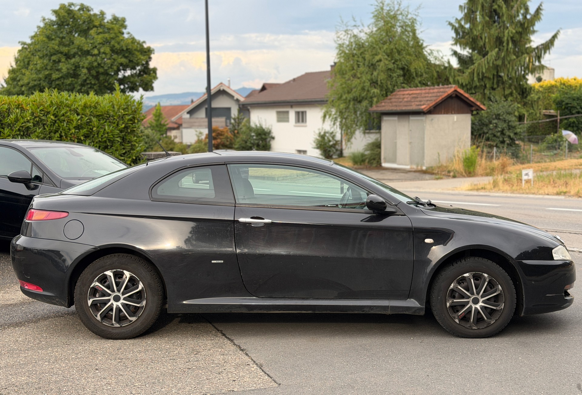 ALFA ROMEO GT 1.8 Distinctive-image-1