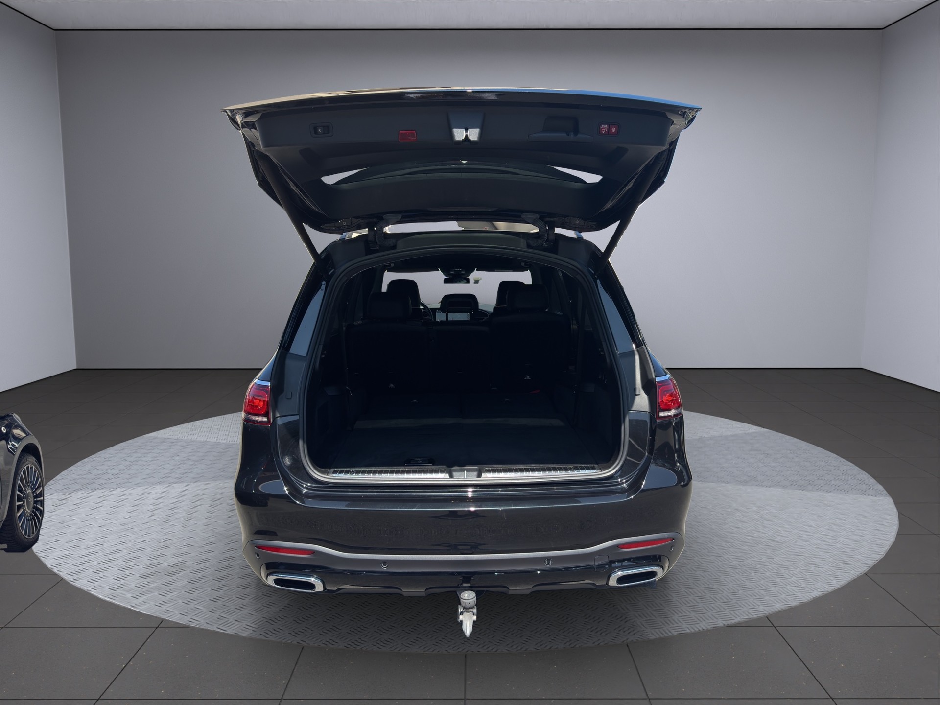 MERCEDES-BENZ GLS 400 d 4Matic AMG Line 9G-Tronic-image-17