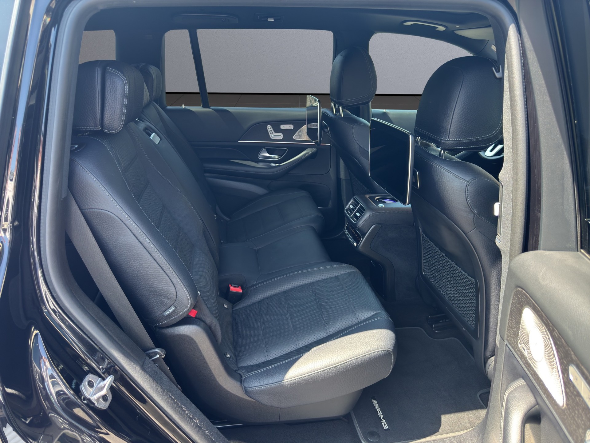 MERCEDES-BENZ GLS 400 d 4Matic AMG Line 9G-Tronic-image-16