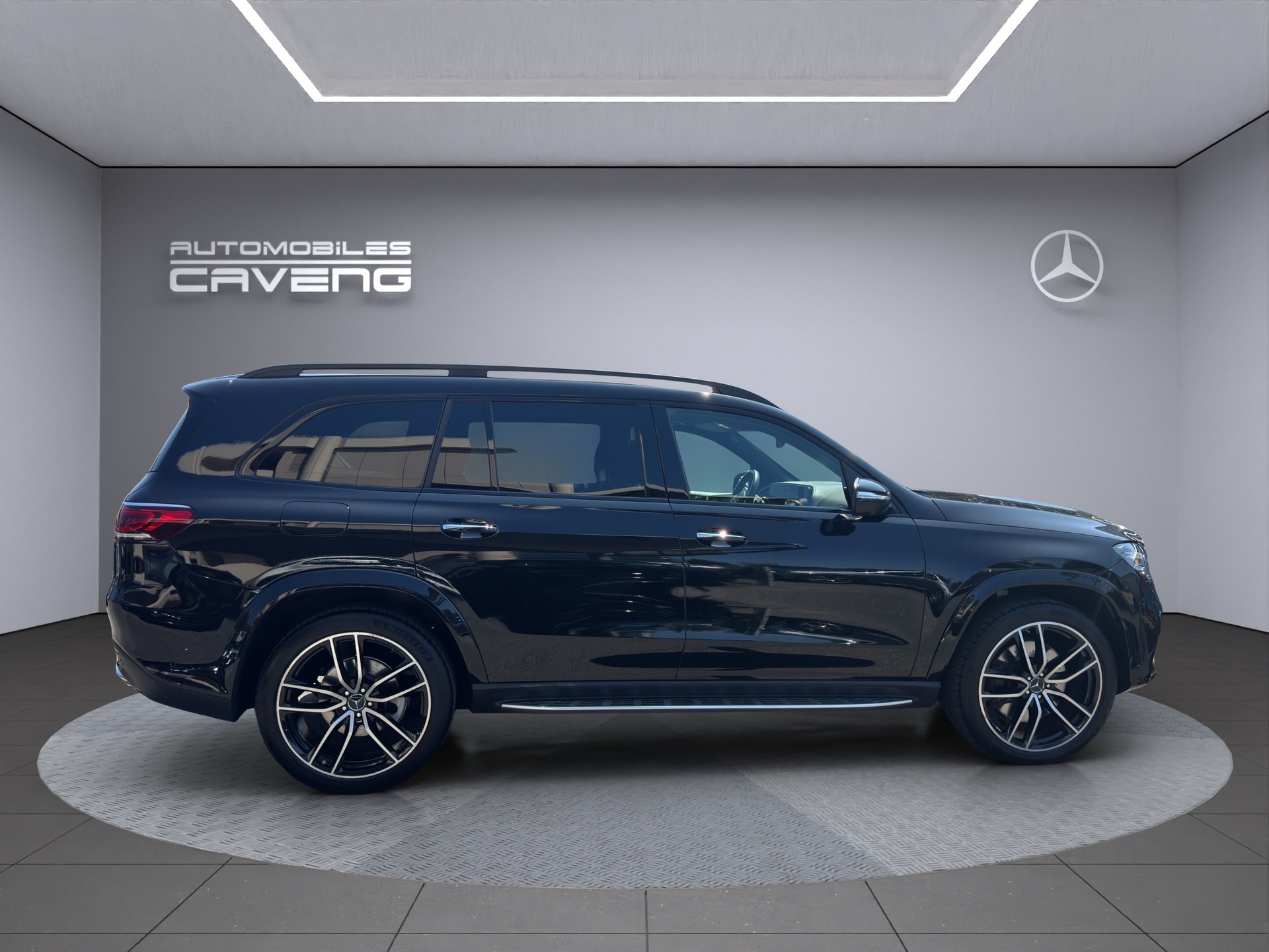 MERCEDES-BENZ GLS 400 d 4Matic AMG Line 9G-Tronic-image-5