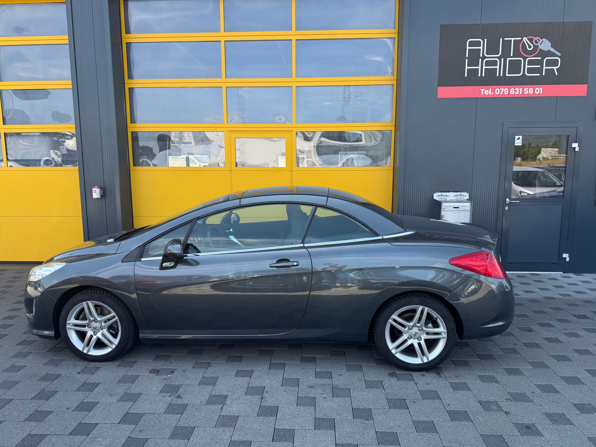 PEUGEOT 308 CC 1.6 16V Turbo Sport Pack Automatic-image-14