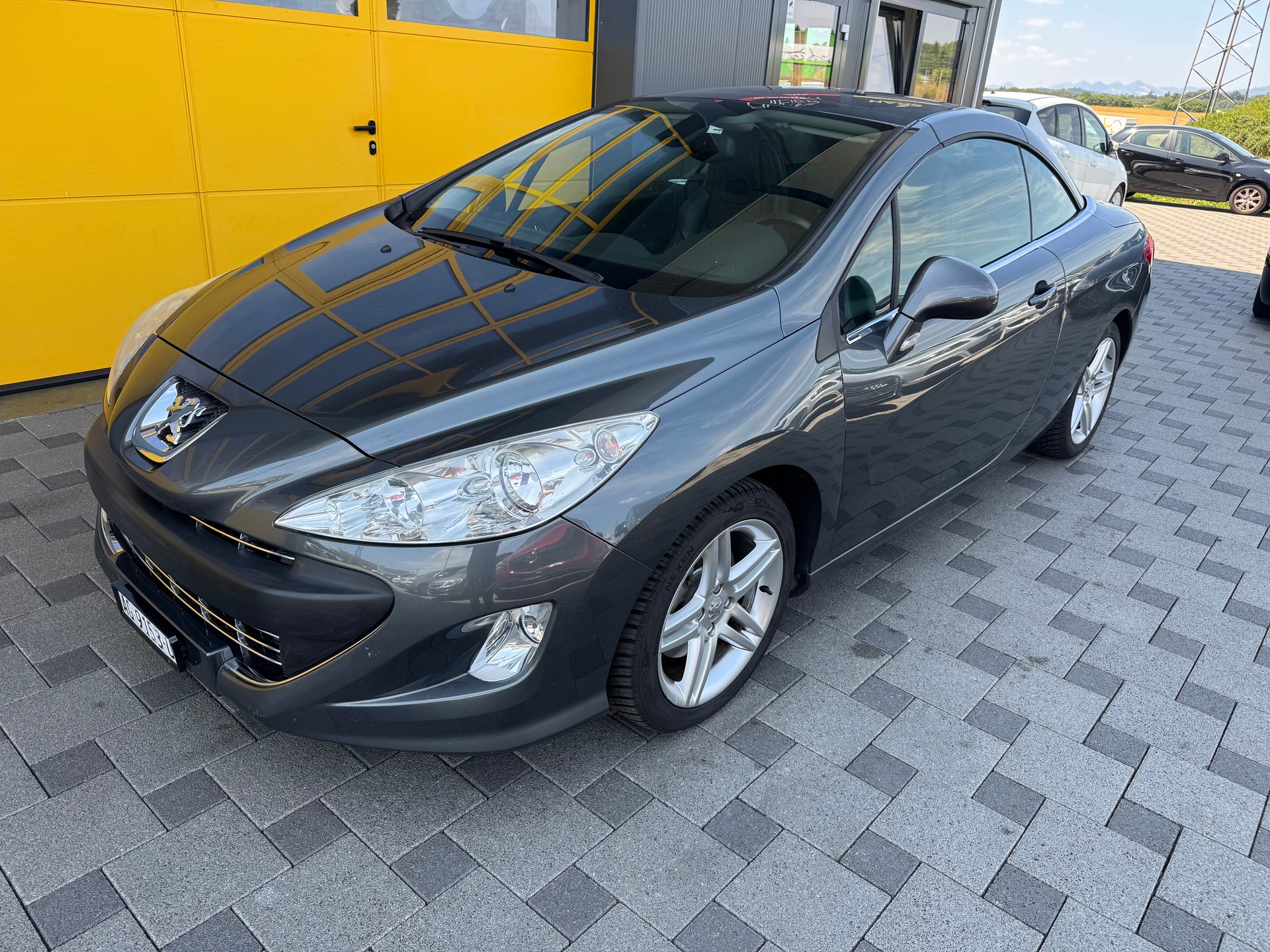 PEUGEOT 308 CC 1.6 16V Turbo Sport Pack Automatic-image-15