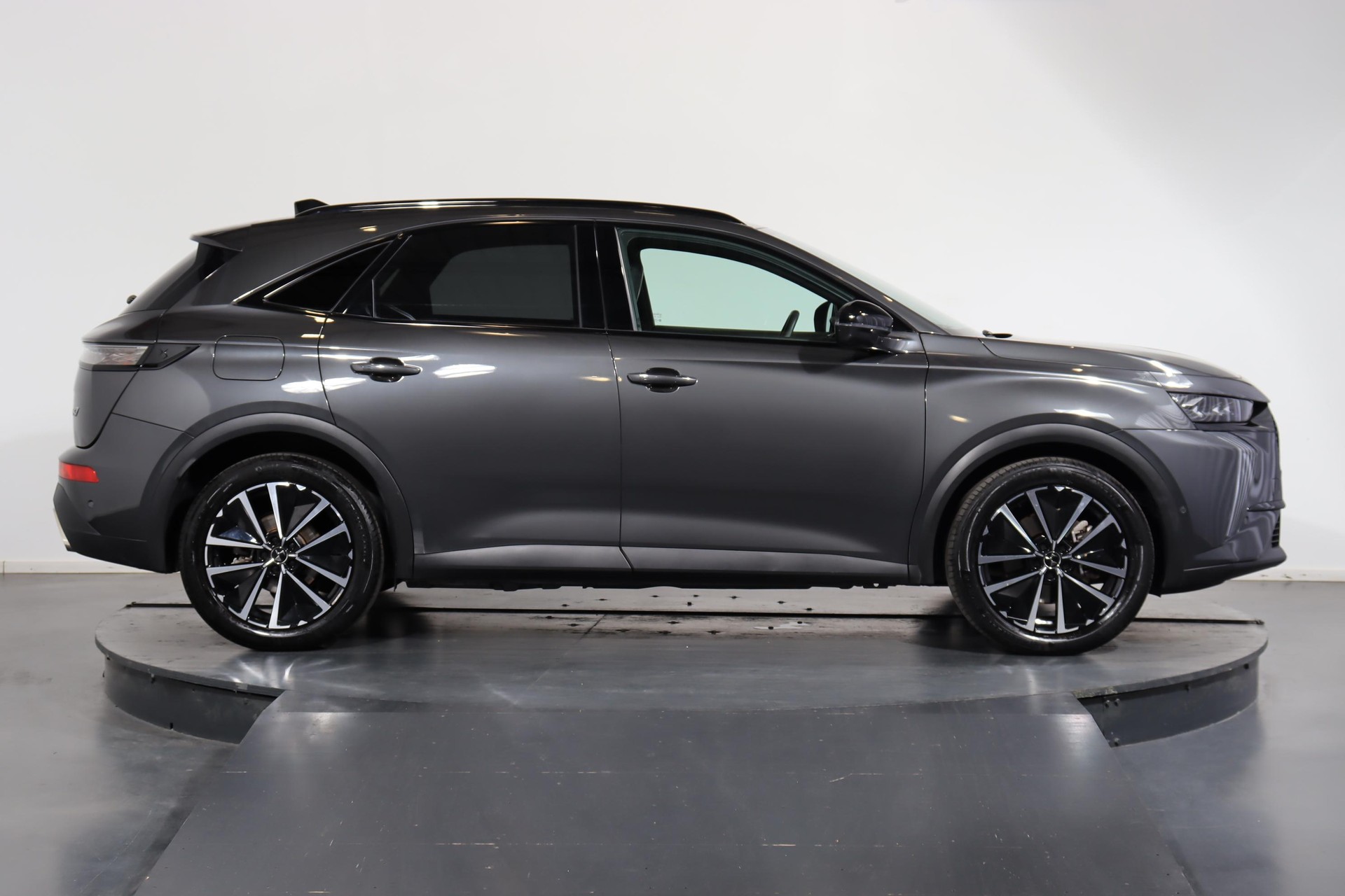 DS AUTOMOBILES 7 1.6 E-Tense Opéra 4x4-showroom-element-1
